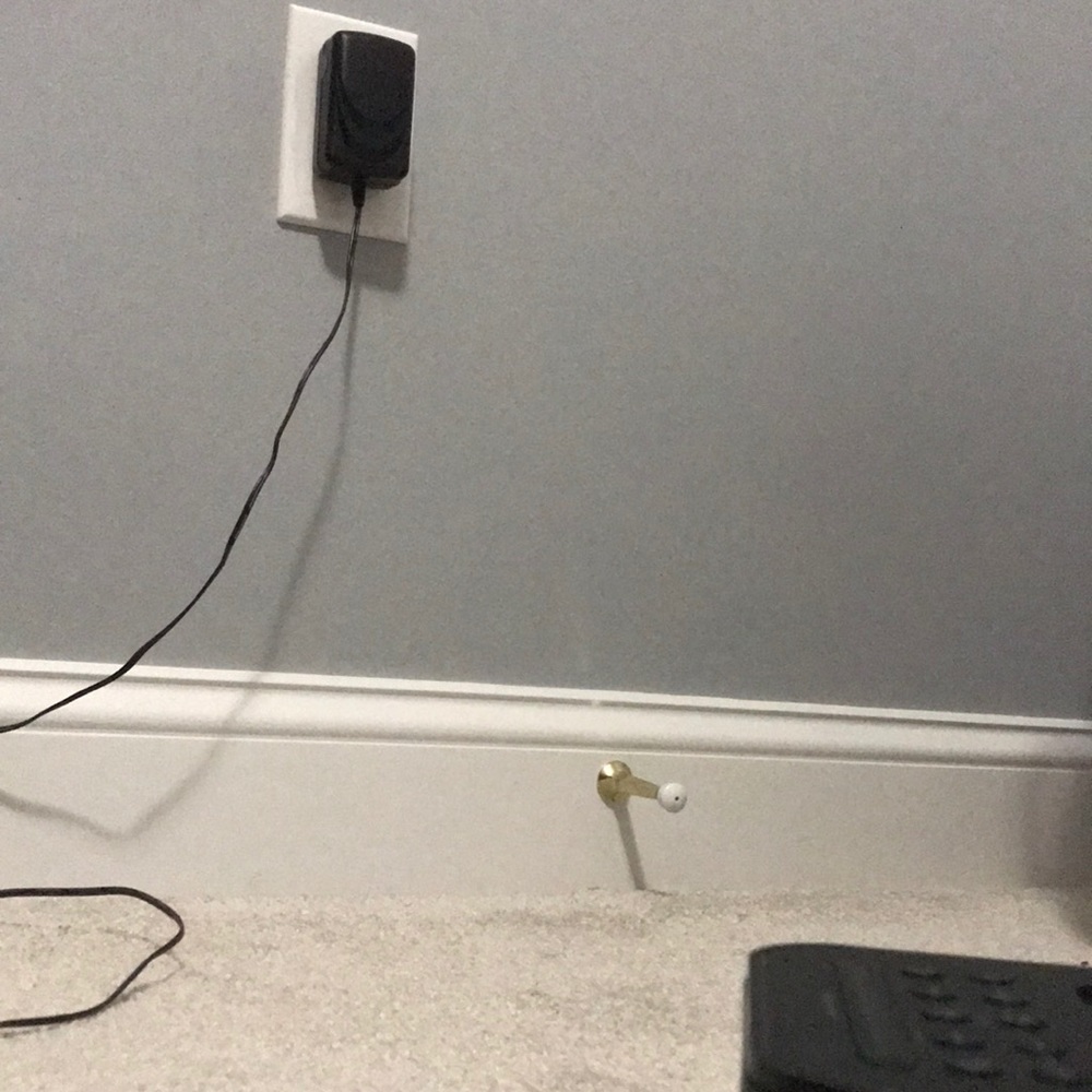 Docking Station - Picture 3 of 3